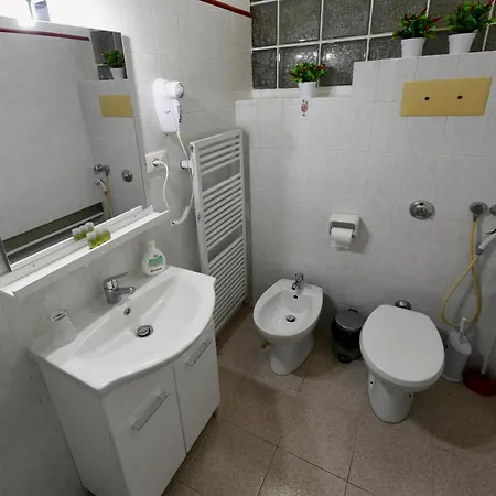 6 Tourist House Oche- Self Check In Appartement